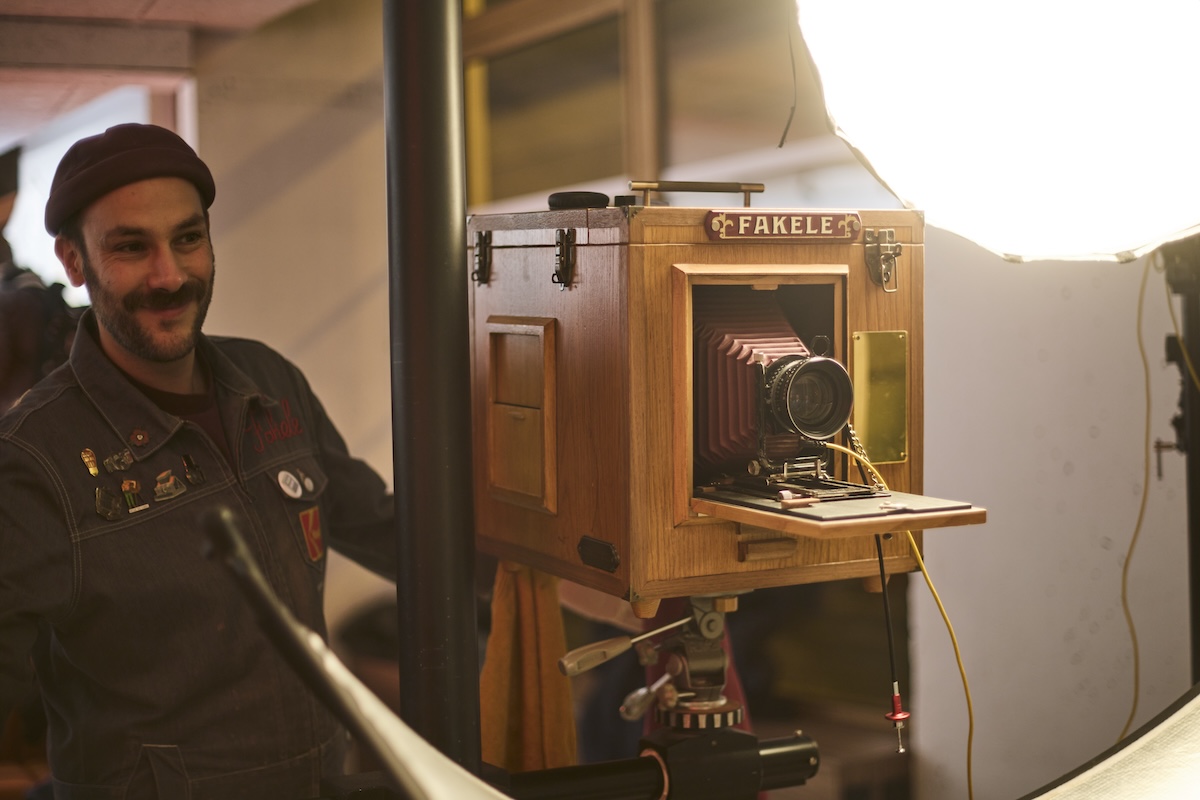 Labo Les Trois Bains - Fakele et une chambre photographique - photo © Charlène Yves